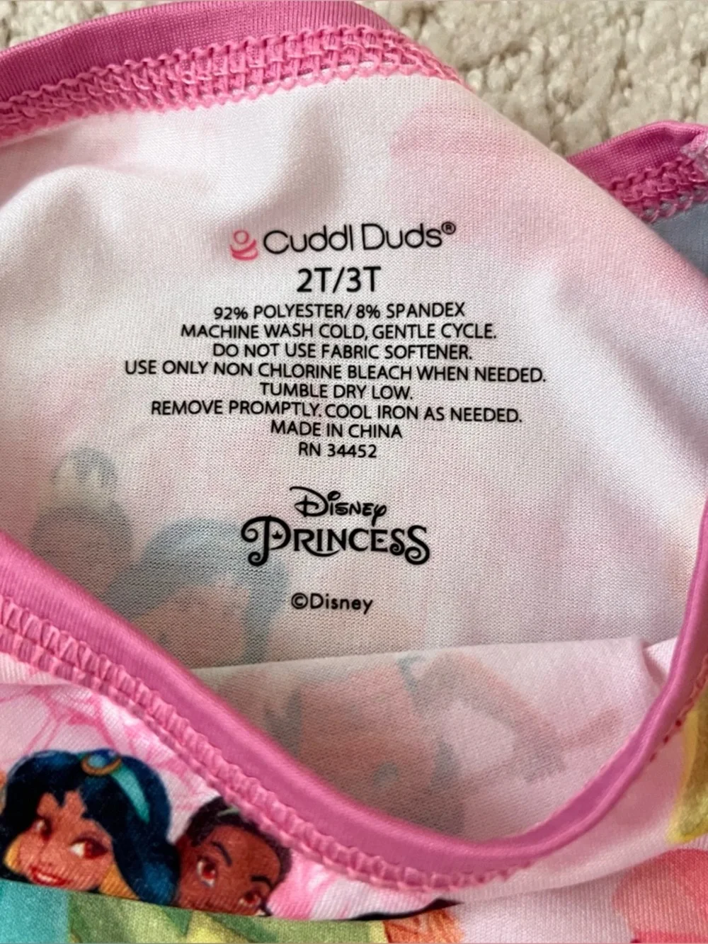 Cuddl Duds Disney Princess’ 2-piece Pajama Set size 2T/3T